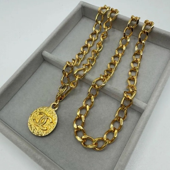 Chanel Gold Chain Belt - 32” - Picture 2 of 11